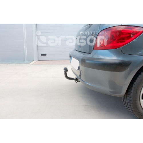 Фаркоп ARAGON на PEUGEOT 307 2001–2008  Арт. E4716AA 