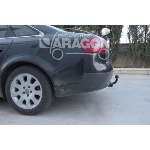 Фаркоп ARAGON на AUDI A6 2004–2011  Арт. E0405CA (C6 универсал)